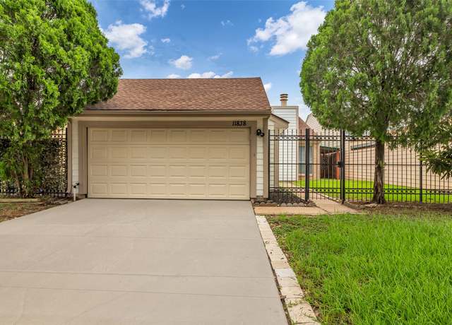 Property at 11838 Plumbrook Dr, Houston, TX 77099, 3 beds, 2 baths