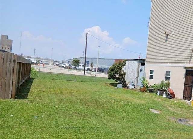 Property at 413 29th St, Galveston, TX 77550