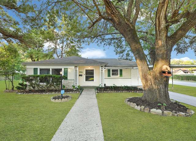 Property at 701 E Humble St, Baytown, TX 77520, 2 beds, 1 bath