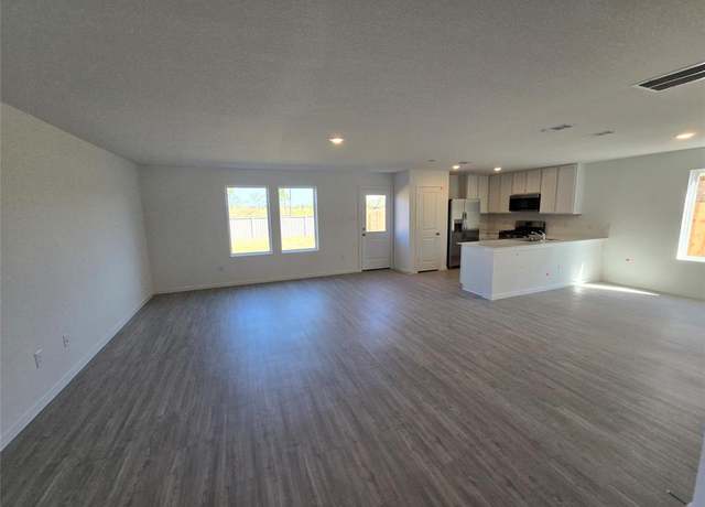 Property at 28707 Texas Sparrow Ln, Hockley, TX 77447, 4 beds, 2.5 baths