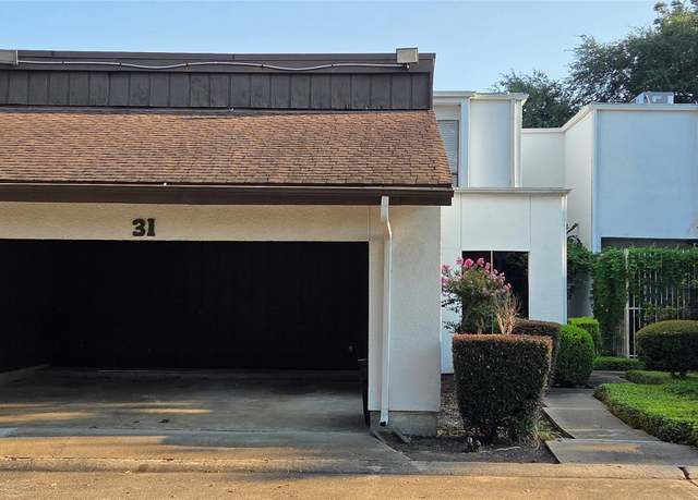 Property at 7655 S Braeswood Blvd #31, Houston, TX 77071, 3 beds, 2.5 baths