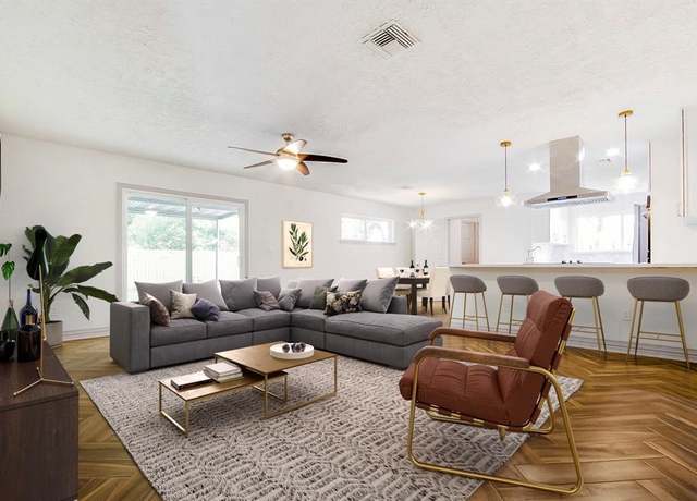 Property at 5615 Duxbury St, Houston, TX 77035, 3 beds, 2 baths