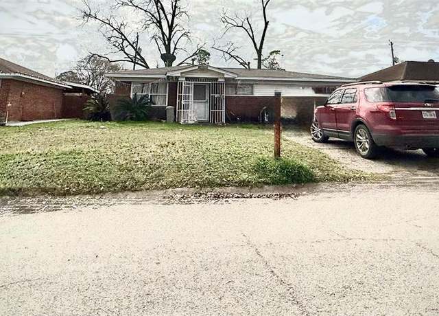 Property at 2912 Barksdale Dr, Houston, TX 77093, 3 beds, 2 baths