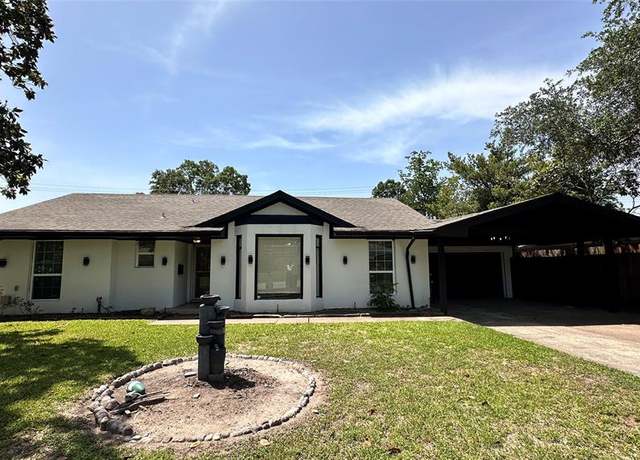 Property at 9515 Winsome Ln, Houston, TX 77063, 3 beds, 2.5 baths