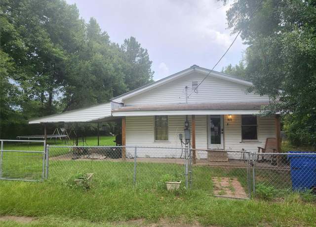 Property at 1325 Robinson Rd, Silsbee, TX 77656, 2 beds, 1 bath
