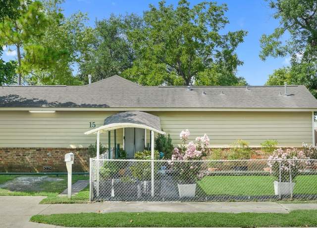 Property at 15 E Sterling St, Baytown, TX 77520, 2 beds, 2 baths