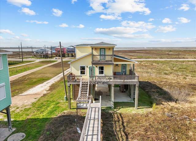 Property at 2032 Blue Water Hwy, Surfside Beach, TX 77541, 2 beds, 2 baths
