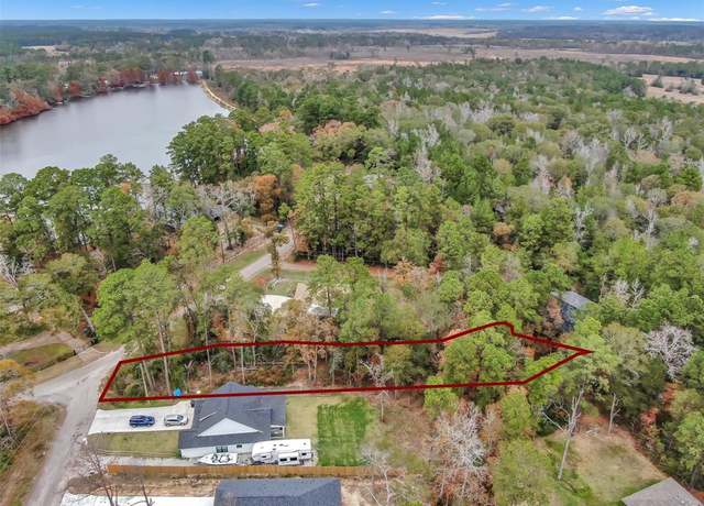 Property at 15026 Indian Hill Trl, Willis, TX 77378