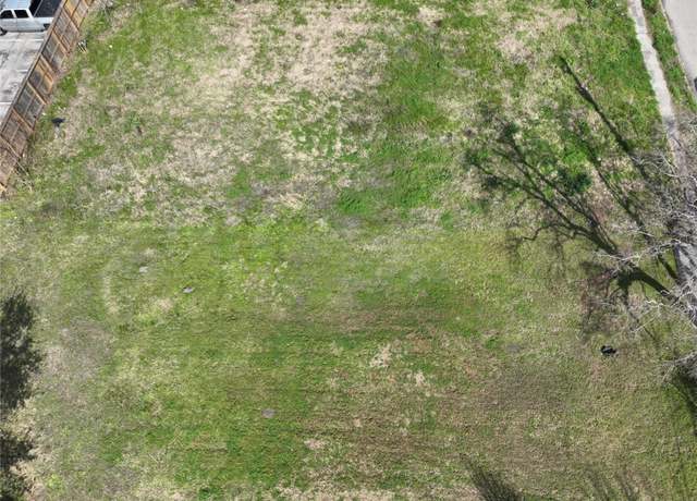 Property at 906 Paul St, Pasadena, TX 77506