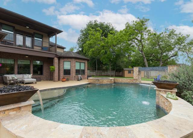 Property at 7 Fort Graham Ct, Missouri City, TX 77459, 4 beds, 3.5 baths