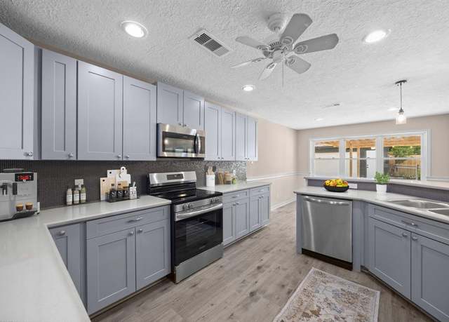 Property at 1503 Seagate Ln, Houston, TX 77062, 4 beds, 2 baths