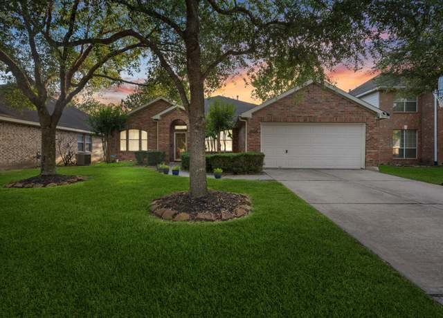 Property at 18011 Outback Lakes Trl, Humble, TX 77346, 3 beds, 2 baths