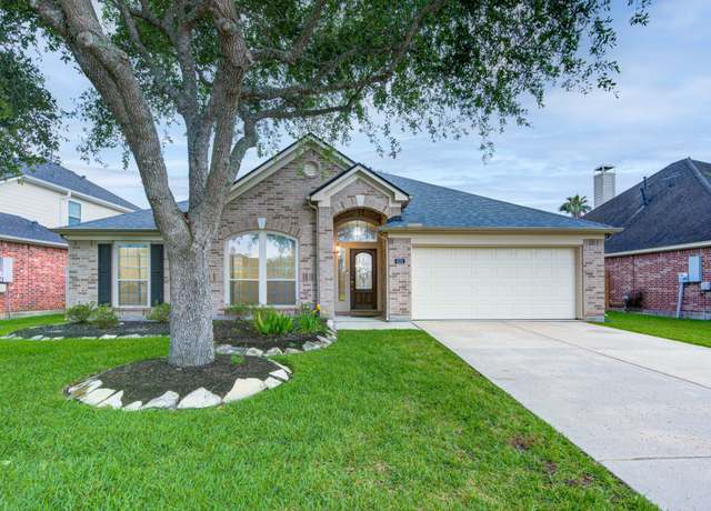Property at 421 Laddingford Ln, League City, TX 77573, 5 beds, 3 baths