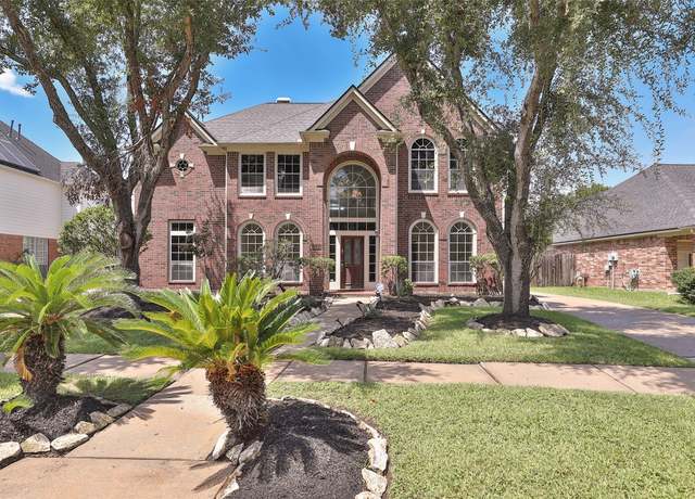 Property at 2306 Sparrow Branch Ct, Sugar Land, TX 77479, 4 beds, 3.5 baths