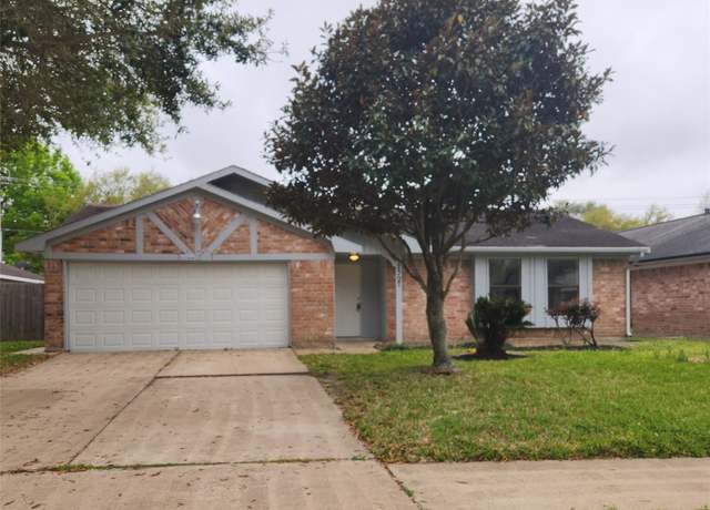Property at 12307 Shannon Hills Dr, Houston, TX 77099, 3 beds, 2 baths