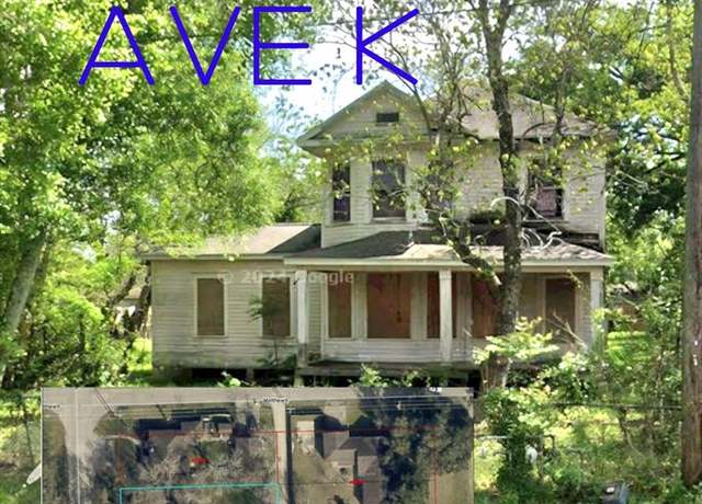 Property at 2907 Avenue K, Bay City, TX 77414, 3 beds, 2 baths