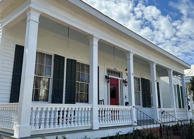 Property at 1309 Broadway St, Galveston, TX 77550, 4 beds, 3.5 baths