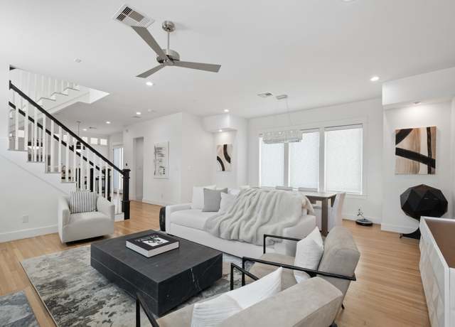 Property at 1405 Indiana St Unit B, Houston, TX 77006, 3 beds, 3.5 baths