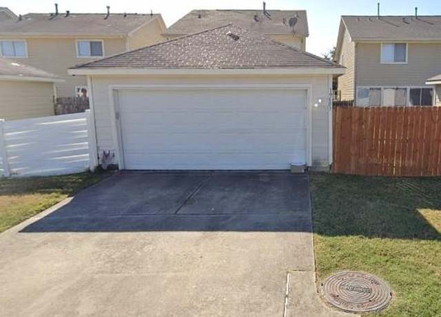 Property at 19603 Green Chase Ln, Houston, TX 77073, 3 beds, 2.5 baths