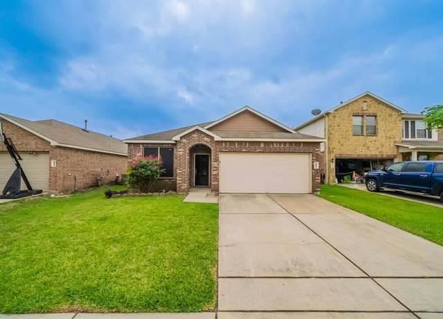 Property at 16414 Peyton Stone Cir, Houston, TX 77049, 3 beds, 2 baths