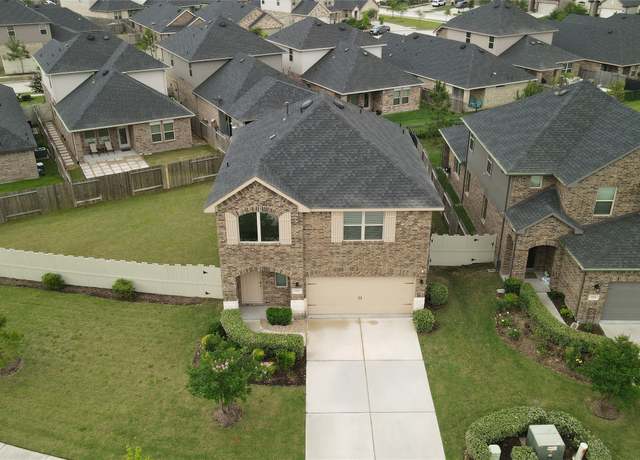 Property at 9244 Inland Leather Ln, Conroe, TX 77385, 3 beds, 2.5 baths
