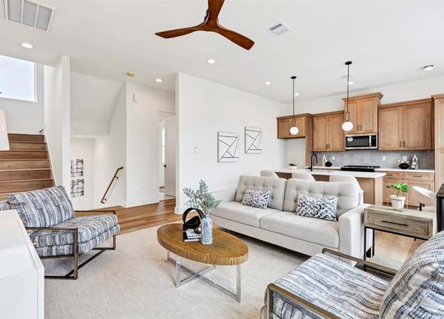 Property at 4703 Oats St Unit B, Houston, TX 77020, 3 beds, 3 baths