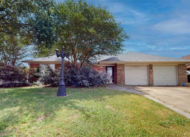Property at 4618 Iroquois Dr, Pasadena, TX 77504, 4 beds, 2 baths