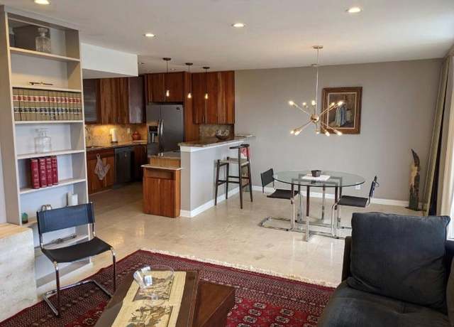 Property at 2016 Main St #1809, Houston, TX 77002, 2 beds, 2 baths