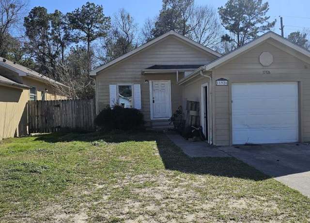 Property at 11926 Greensbrook Forest Dr, Houston, TX 77044, 3 beds, 2 baths