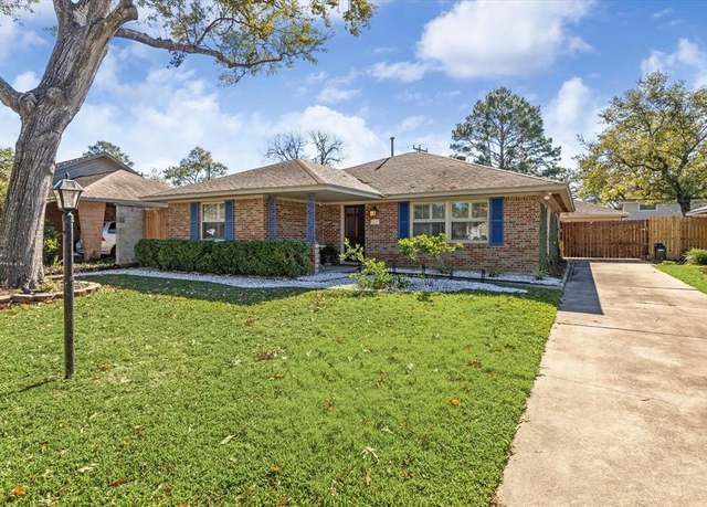 Property at 2207 Latexo Dr, Houston, TX 77018, 3 beds, 2 baths