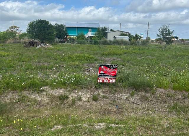 Property at 802 17th St, San Leon, TX 77539