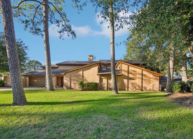 Property at 5914 Bermuda Dunes Dr, Houston, TX 77069, 5 beds, 4 baths