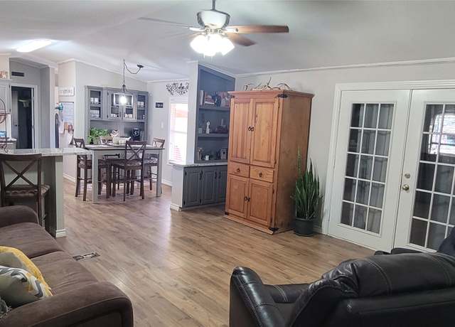 Property at 120 Kingwood Drive Dr, Trinity, TX 75862, 2 baths