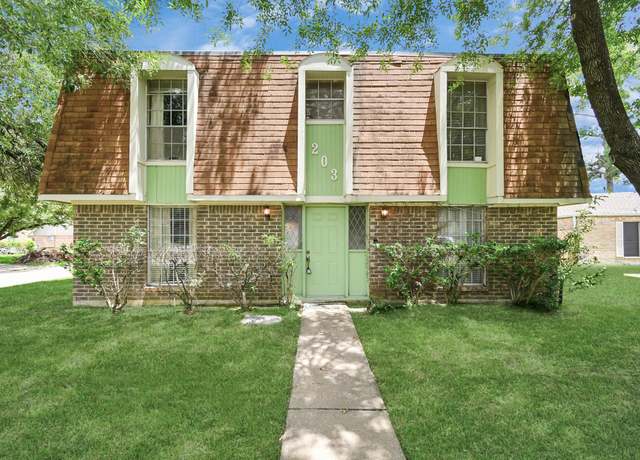 Property at 203 Kirkaldy Dr, Houston, TX 77015, 4 beds, 2.5 baths