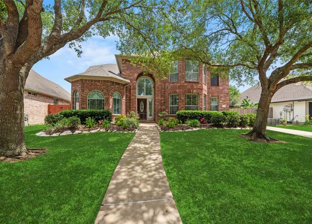 Property at 17518 Cypress Laurel St, Houston, TX 77095, 5 beds, 4.5 baths