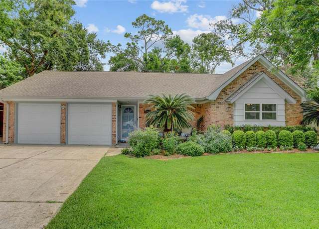 Property at 1410 Del Norte St, Houston, TX 77018, 3 beds, 2 baths