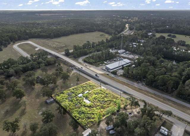 Property at 18462 Keenan Cut Off Rd, Montgomery, TX 77316