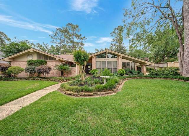 Property at 5611 Westerham Pl, Houston, TX 77069, 4 beds, 3.5 baths