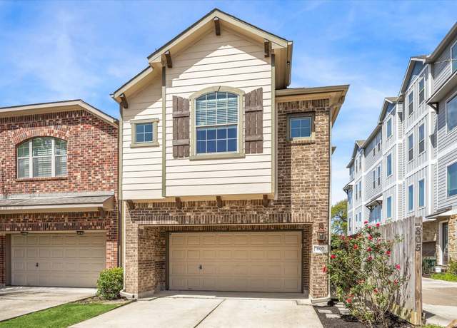 Property at 807 W 23rd St, Houston, TX 77008, 3 beds, 2.5 baths