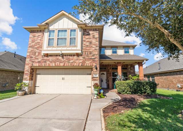 Property at 216 Morgan Isle Ln, Dickinson, TX 77539, 4 beds, 2.5 baths