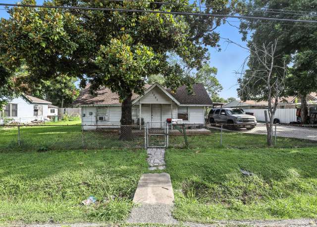 Property at 7007 Gonzales St, Houston, TX 77020, 2 beds, 1 bath