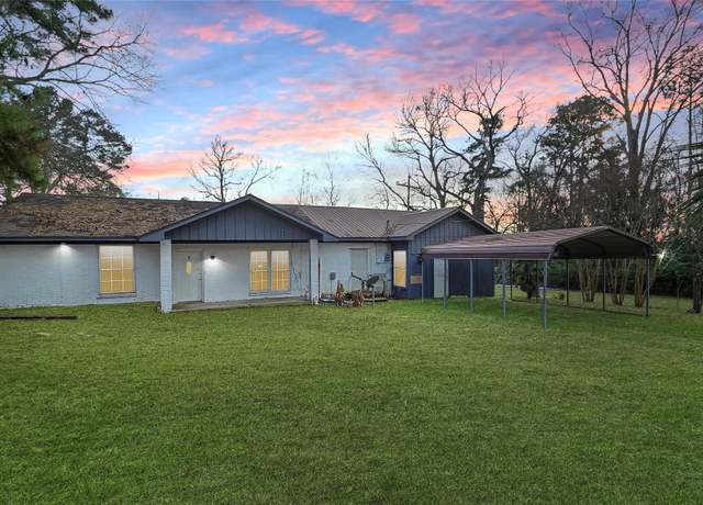 Property at 242 Bishop, Livingston, TX 77351, 3 beds, 1 bath