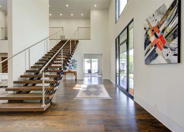 Property at 5202 Chesapeake Way, Houston, TX 77056, 3 beds, 4 baths