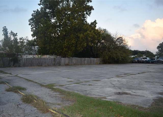 Property at 1200 N Main St, Baytown, TX 77520