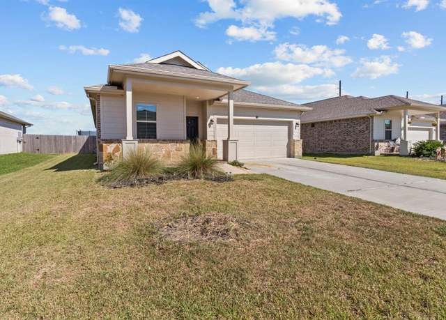 Property at 14927 Spring Forest Ln, Baytown, TX 77523, 3 beds, 2 baths