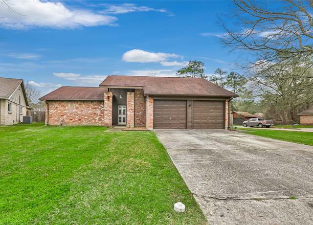 Property at 1102 Hitch Ct, Crosby, TX 77532, 3 beds, 2 baths