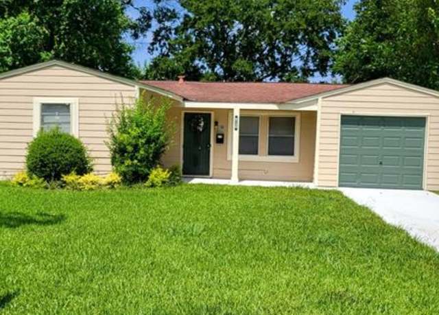 Property at 8130 Rockford Dr, Houston, TX 77033, 3 beds, 1 bath