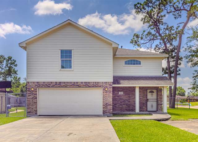 Property at 7102 Heath St, Houston, TX 77016, 4 beds, 2.5 baths