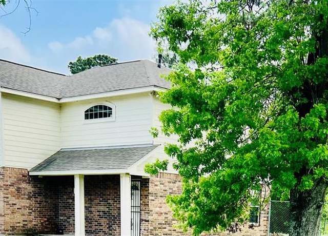 Property at 7102 Heath St, Houston, TX 77016, 4 beds, 2.5 baths