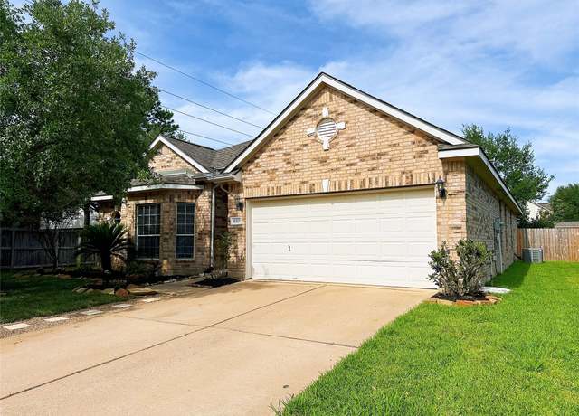 Property at 16322 E Amber Willow Trl, Cypress, TX 77433, 3 beds, 2 baths